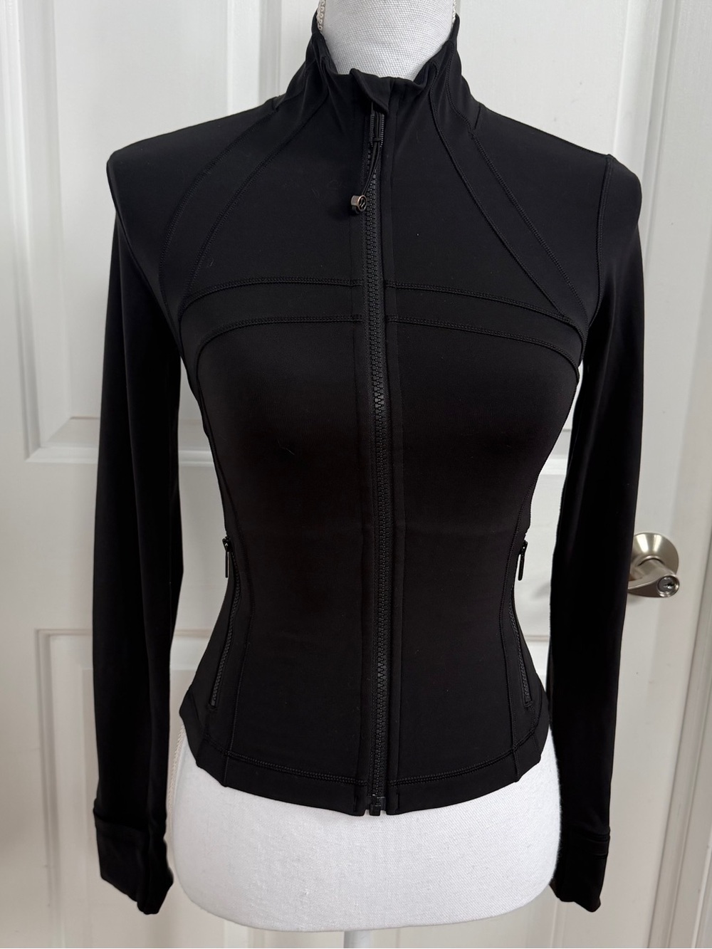 Lululemon Define Cropped Jacket
